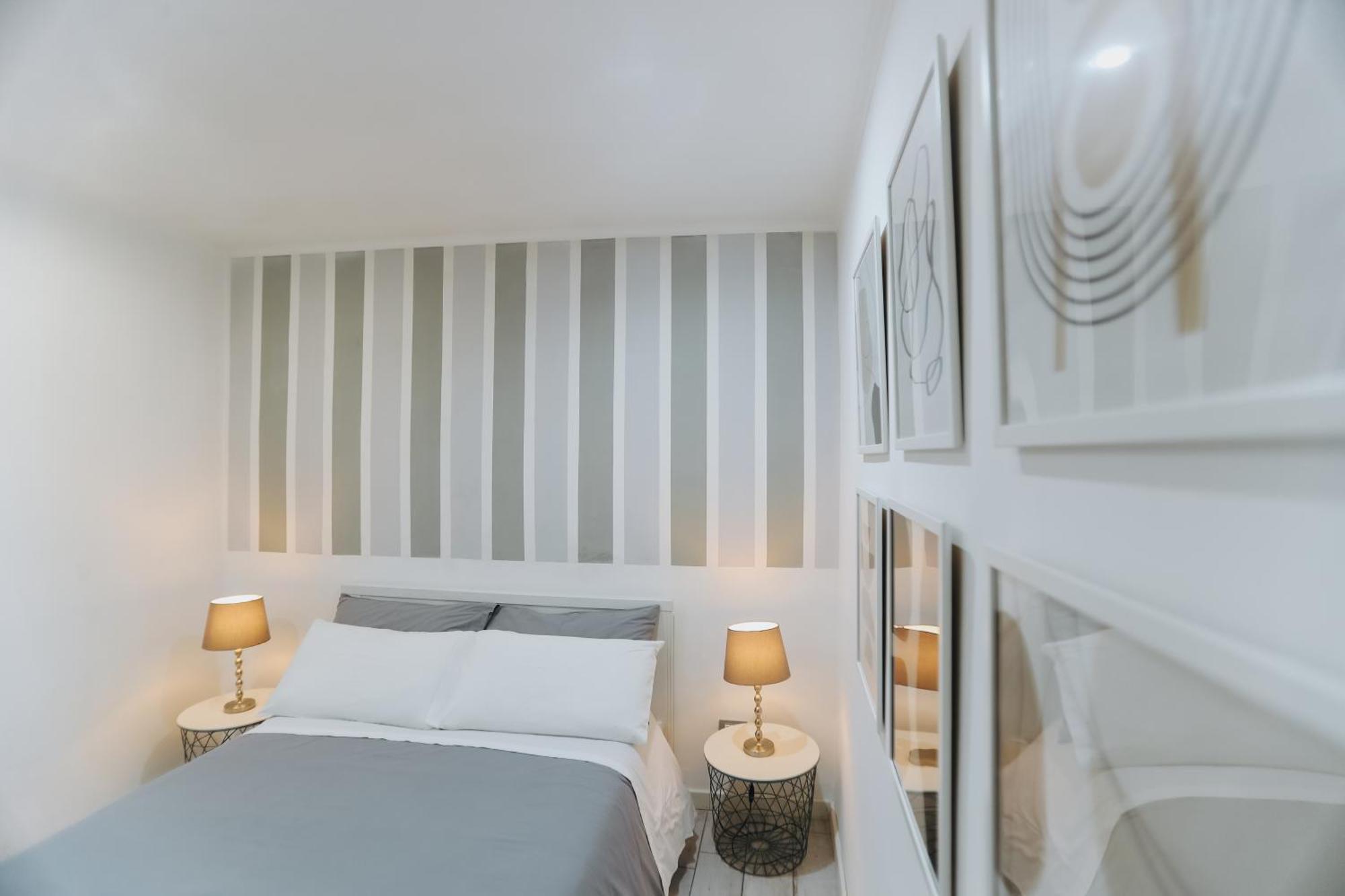 Bnb Quartieri 33 เนเปิลส์ ภายนอก รูปภาพ